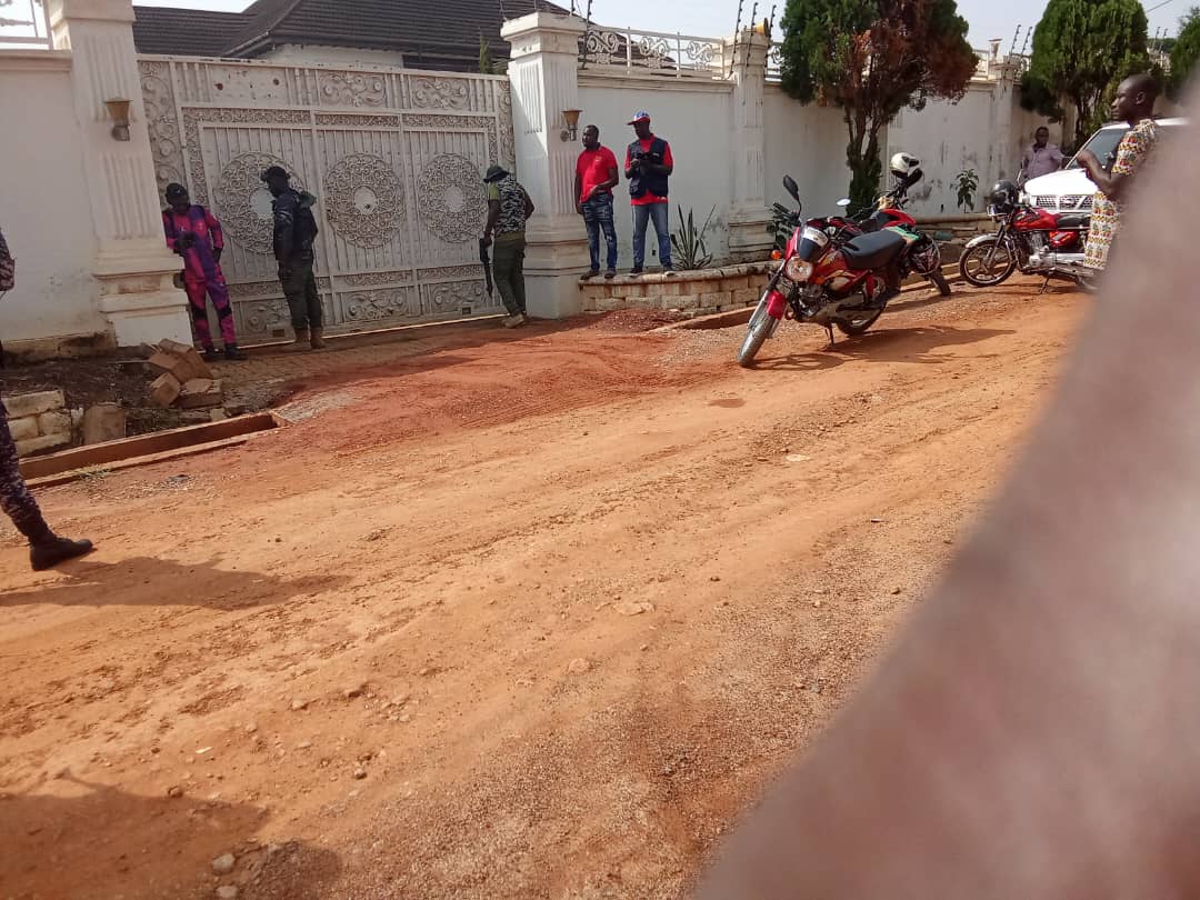 Joint Police and National Security operatives storm Wontumi’s residence with search warrant